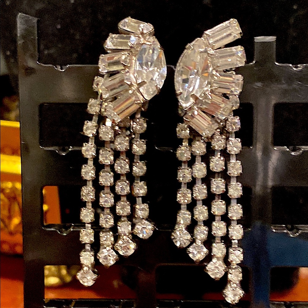 Exquisite Beautiful Waterfall Crystal Earrings with Silver Tone Accents.Clips